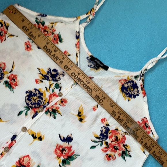 AMBIANCE gauzy floral adjustable spaghetti strap high low flowy tank top size L - Picture 6 of 9